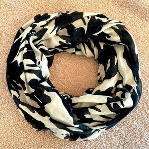 Black and White Scarf